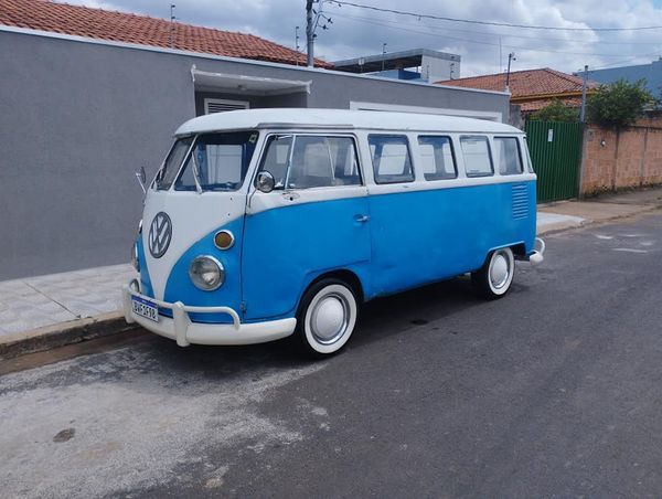 1970 Volkswagen Kombi · Wagon · 52