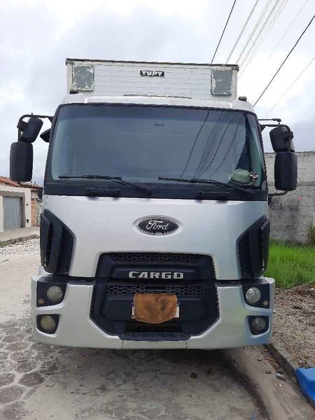 Caminhão Ford 2423
