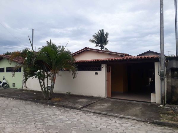 Timo bairro, garagem para 02 carros, Wifi, toda mobiliada