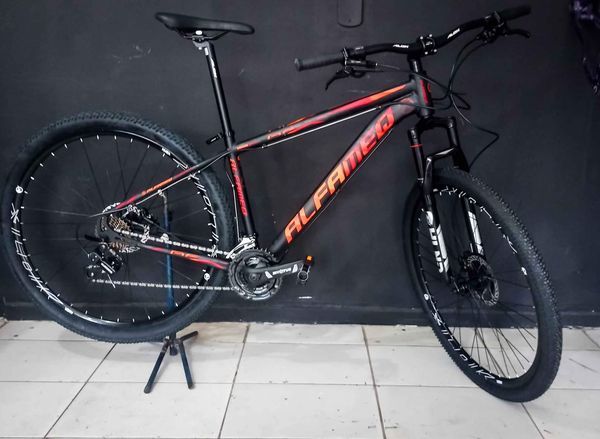 Vendemos bicicletas de vários tamanhos e modelos