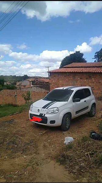 2013 Fiat uno