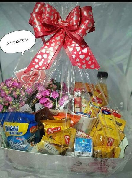 CESTAS E FESTA NA CAIXA