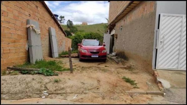 Vendo Terreno ( Medeiros Neto)