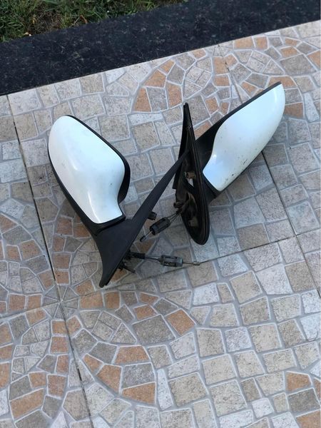 Vendo par de retrovisor do palio fire.