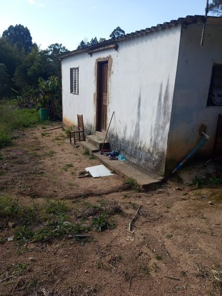 Chácara Plaina 5 mil mtrs - com Casinha e Ribeirão no terreno - aceito negociar